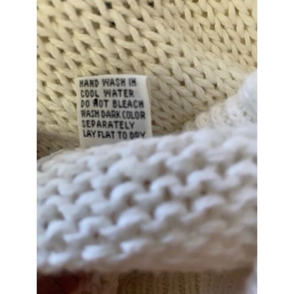 Genoa Scottish Terrier and Bows Short Sleeve Sweater - Picture 5 of 5